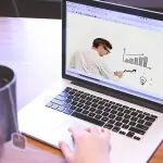 Un'Analisi delle Cinque Città con il Maggior Numero di Iscritti in un Corso Specifico